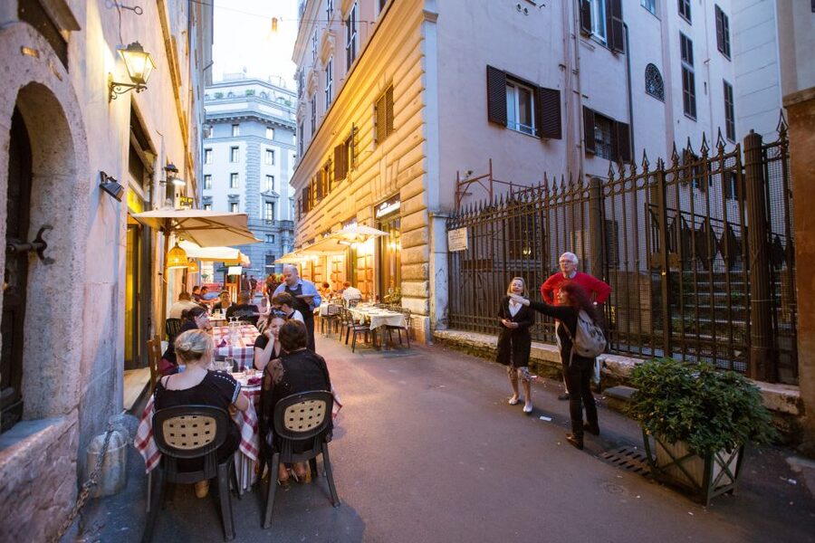 Rome: Guided City Center Evening Sightseeing Walking Tour - The Spanish Steps and Barcaccia Fountain