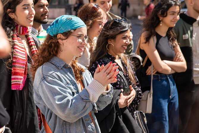 Rome: Guided Small Group Walking Tour of City Highlights - The guides make the biggest difference