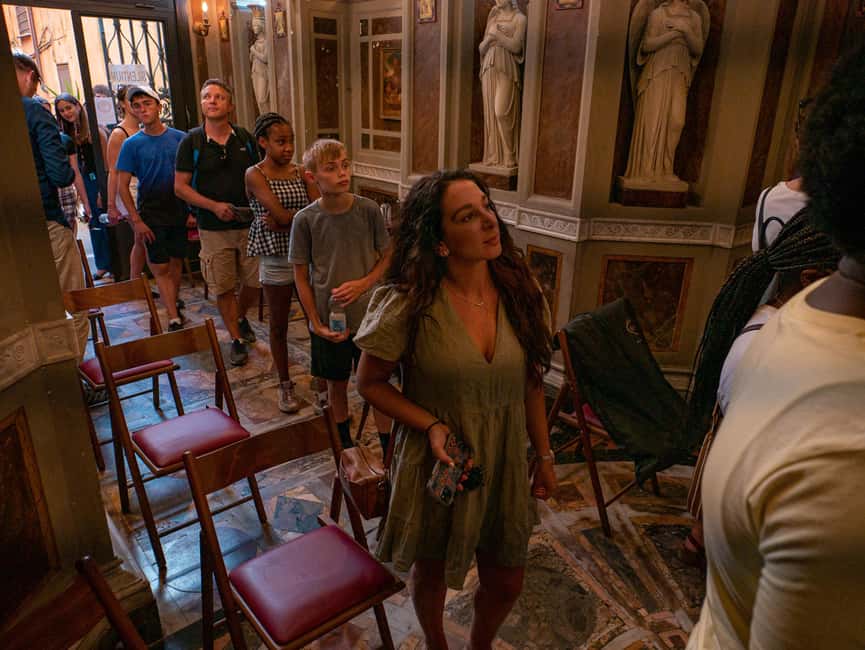 Rome Highlights & Hidden Gems Guided Walking Tour - Piazza Navona, fountains, and changing layers of Rome