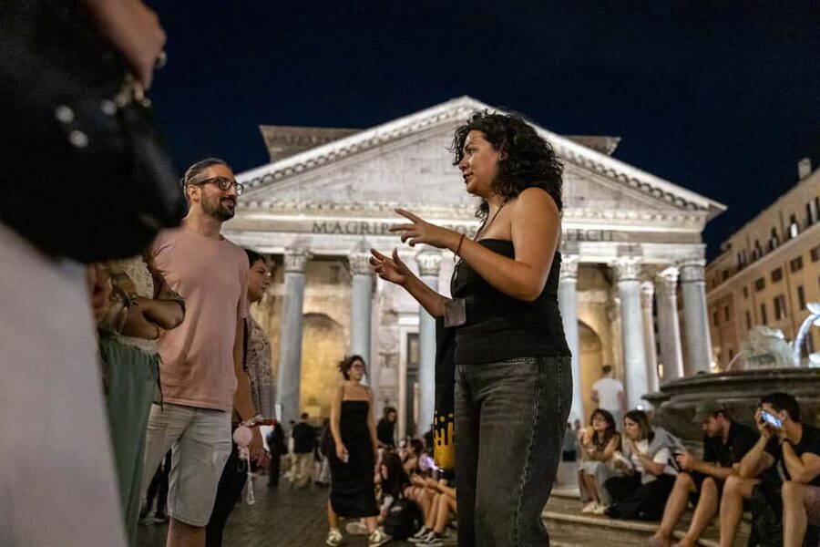 Rome: Moonlight Guided Walking Tour – Free for Kids - Starting at Piazza Navona and Pasquino