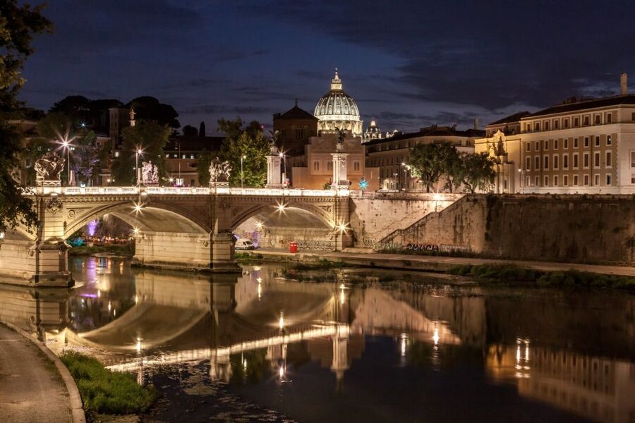 Rome Night Mysteries Guided Walking Tour - Via del Mascherone and Vicolo dei Venti