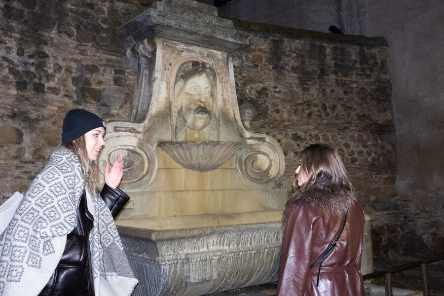 Rome Night Mysteries Guided Walking Tour - Via di Monserrato and Santa Maria in Monserrato degli Spagnoli