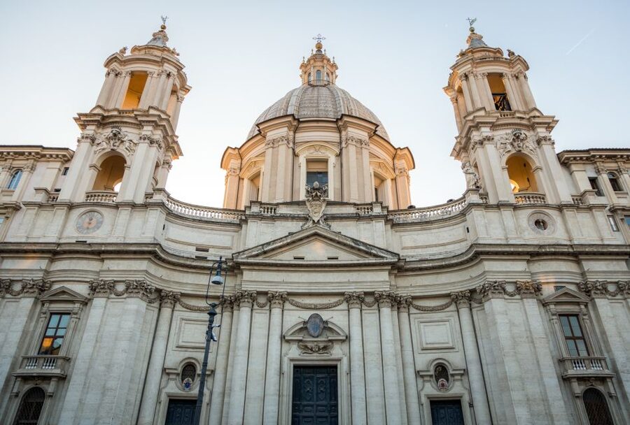 Rome: Trevi Fountain, Spanish Steps & Pantheon Walking Tour - Trevi Fountain and the aqueduct behind it