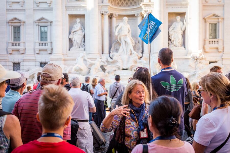 Rome: Trevi Fountain, Spanish Steps & Pantheon Walking Tour - Piazza Navona and Rome’s Baroque stage