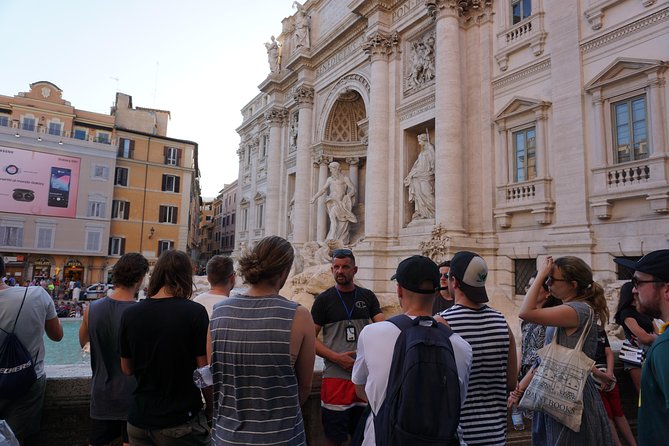 Rome Walking Tour: Pantheon, Trevi, Navona & Hidden Gems - The Pantheon, seen in the middle of everyday Rome