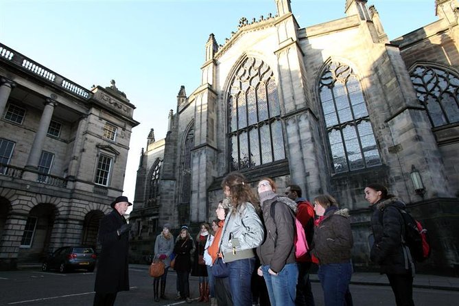 Royal Mile and Edinburgh Castle - Small Group Walking Tour - Key things to know before you book