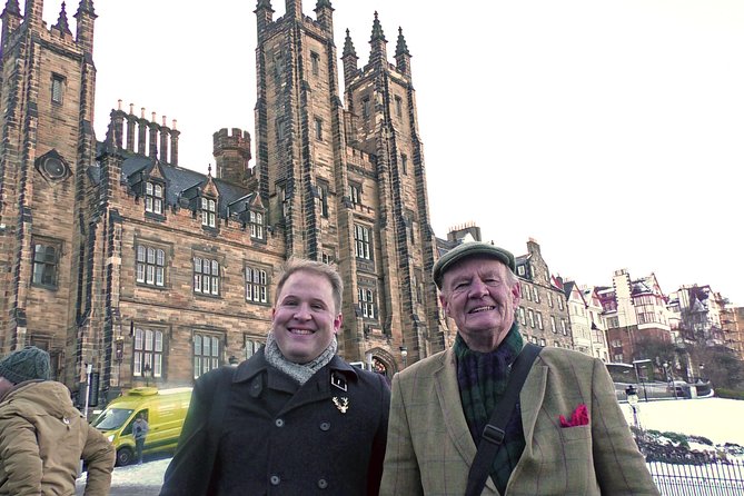 Royal Mile and Old Town Walking Tour - Closes and courtyards that explain Old Town life