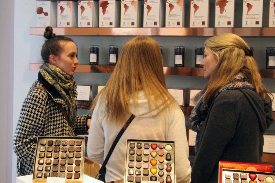 Saint-Germain-des-Prés: Pastry and Chocolate Walking Tour - Who should book this Saint-Germain food tour?