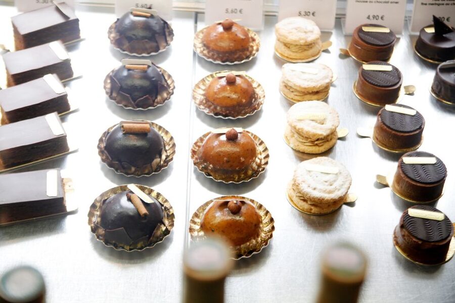 Saint-Germain-des-Prés: Pastry and Chocolate Walking Tour - Starting outside La Maison du Chocolat