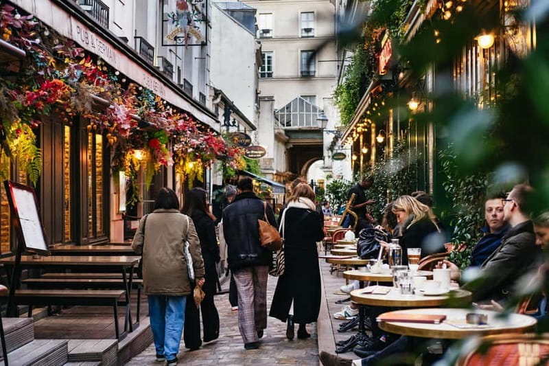 Saint-Germain: Gourmet Chocolate & Pastry Walking Food Tour - Who should book this Saint-Germain food walk?