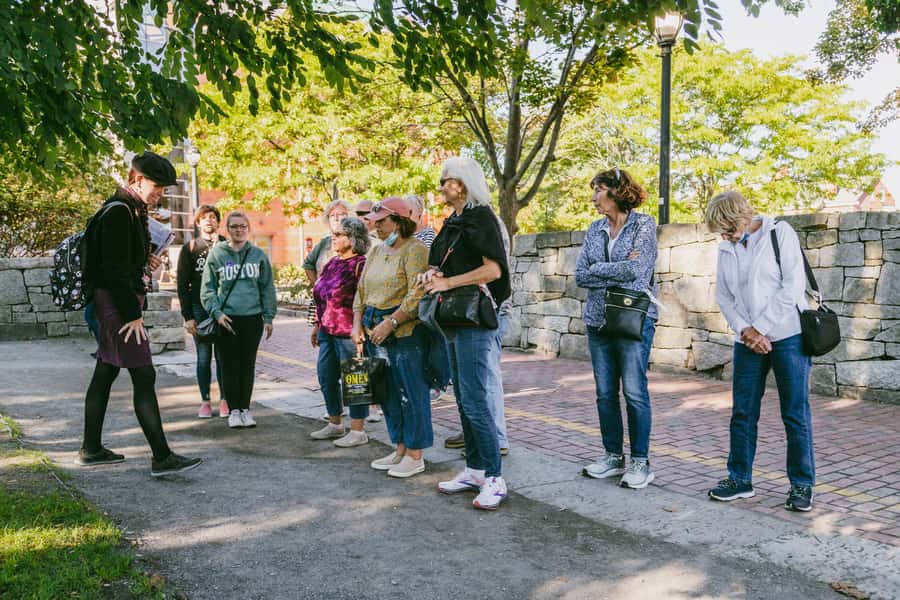 Salem: 1692 Witchcraft Trials Walk - Homes of the judges and the accused