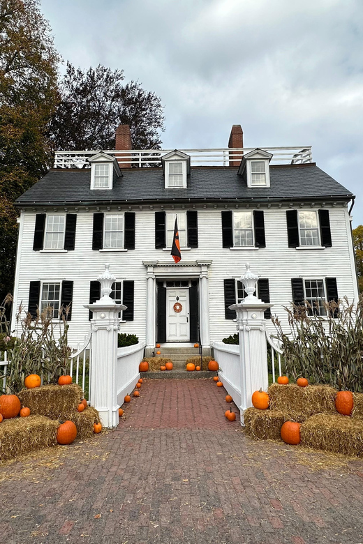 Salem, MA: Hocus Pocus Movie Guided Walking Tour - The high school, dance hall, and Dennison House