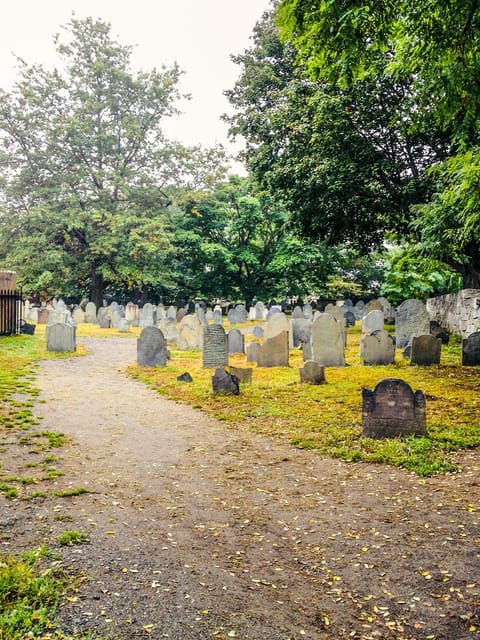 Salem, MA: Hocus Pocus Movie Guided Walking Tour - The final stop at 4 Ocean Avenue