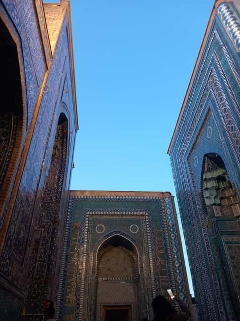 Samarkand One Day Tour: one day walking & group tour - Hazrat Khizr Mosque and the final approach