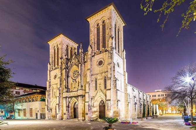 San Antonio Ghost Walking Tour - Downtown landmarks, dark stories, and the Alamo connection