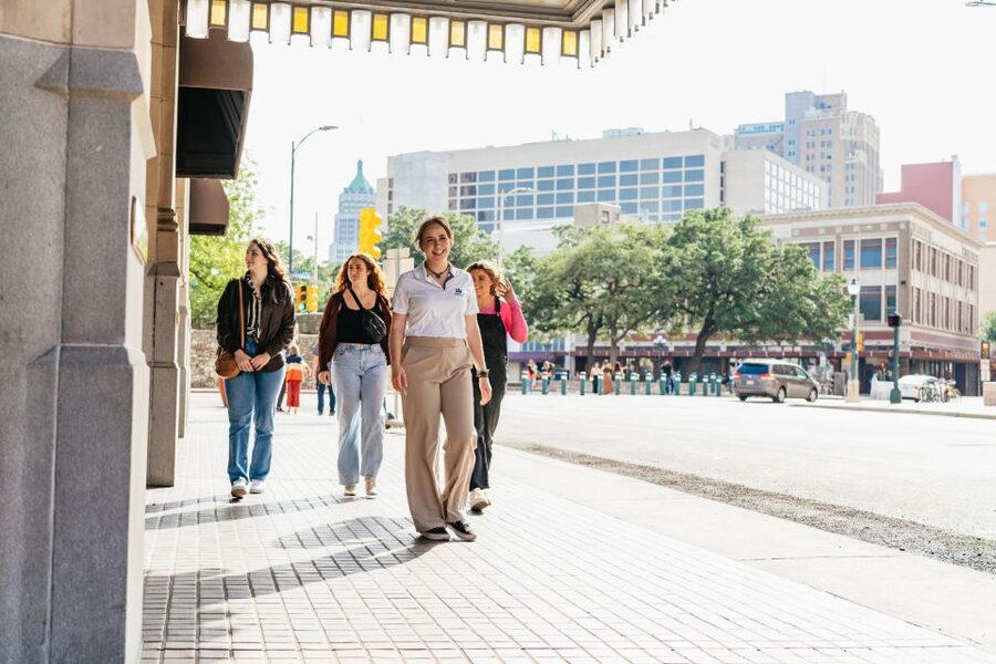 San Antonio: Small Group Night Tour with River Walk Cruise - Booking Details Worth Knowing