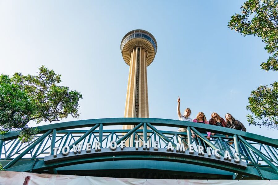 San Antonio: Small Group Night Tour with River Walk Cruise - Cruising the River Walk Under City Lights