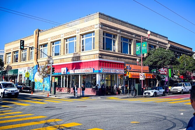 San Francisco Authentic Food Tour with 5 Locals Favorites Dishes - Italian, Chinese, coffee, and the wider San Francisco menu