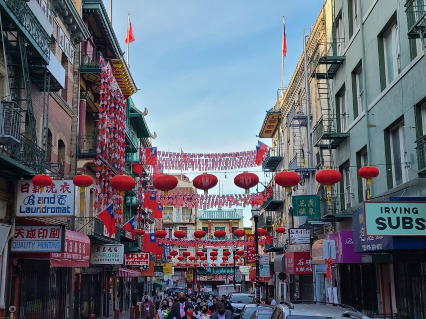 San Francisco: Chinatown Culinary Walking Tour - A cathedral, a Buddhist temple, and the stories between meals