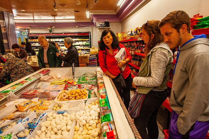 San Francisco Chinatown Walking Tour - The herbal pharmacy and its unusual shelves