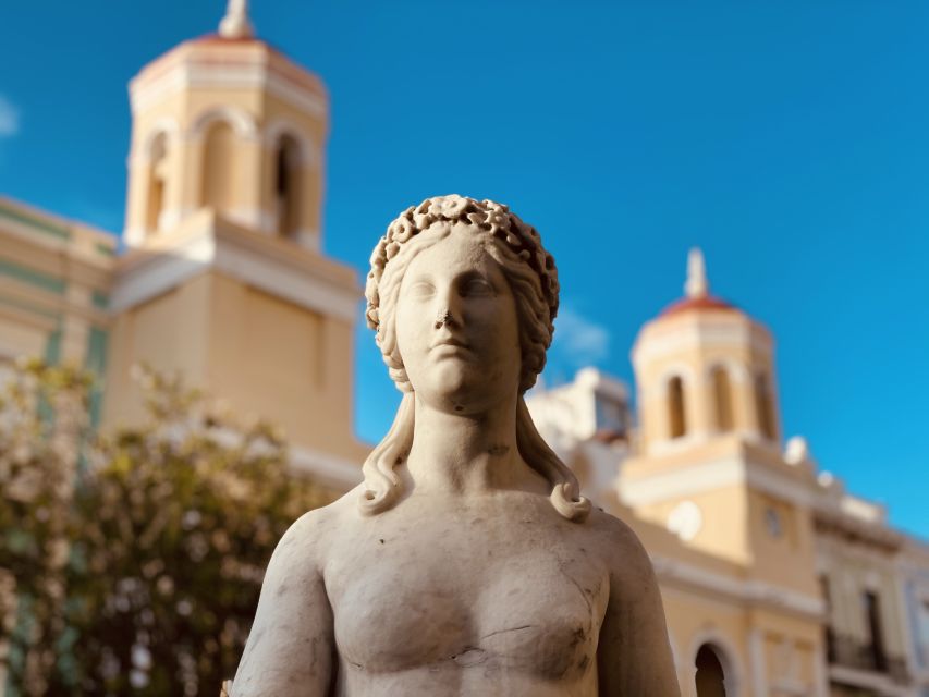 San Juan: Old Town Sunset Walking Tour - La Fortaleza and the government heart of San Juan