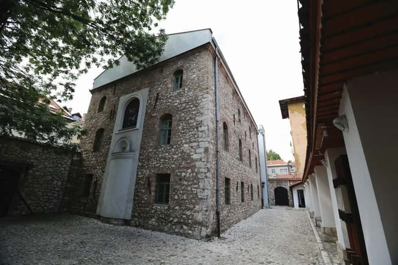 Sarajevo: Discover Sarajevo Walking Tour with Local Guide - Is $11 a good value?