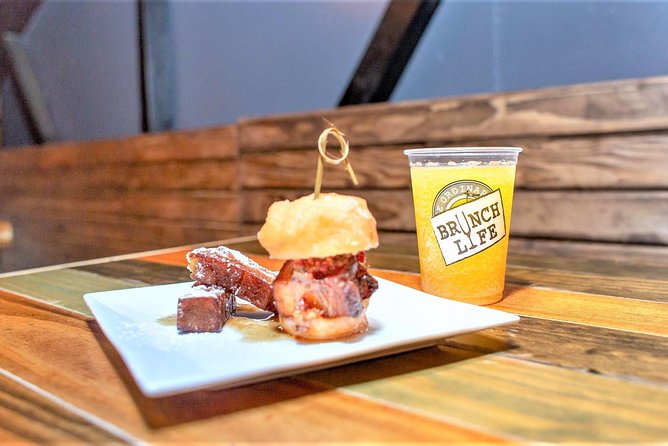 Savannah First Squares Culinary & Cultural Walking Food Tour - Starting on Broughton Street and Ellis Square