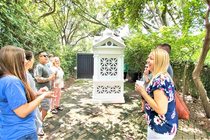 Savannah First Squares Culinary & Cultural Walking Food Tour - Johnson Square and Savannah’s oldest center