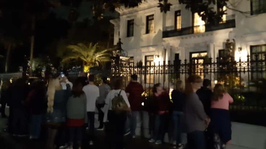 Savannah: Ghosts, Asylums, Voodoo, and Horror Walking Tour - Why the guide matters so much
