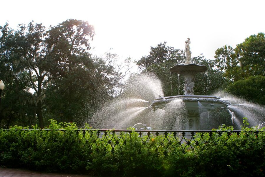 Savannah: History and Culture Walking Tour - Civil War connections and a fuller view of the city