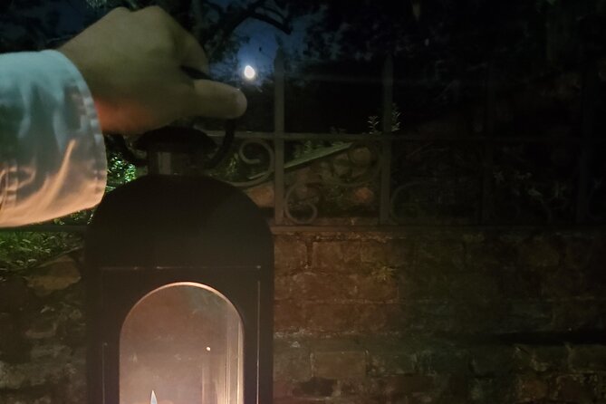 Savannah History and Haunts Candlelit Ghost Walking Tour - What the $39 price buys you