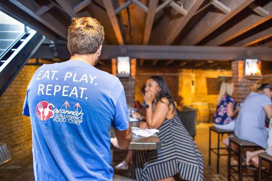 Savannah: Local Favorites Walking Food Tour - What the food tastings may include