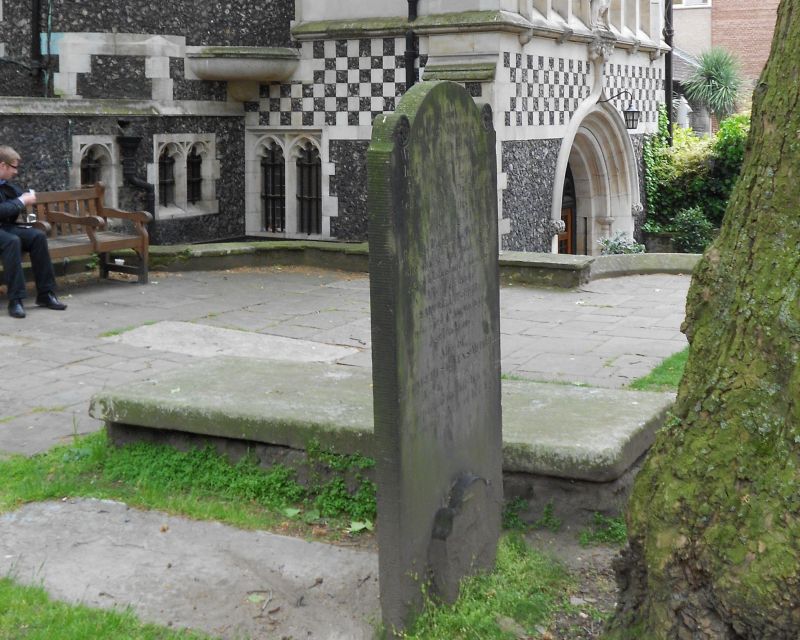 Secret Old London Walking Tour - Finding the Roman amphitheatre