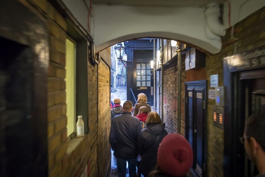 Secrets of London Walking Tour - Starting below Trafalgar Square
