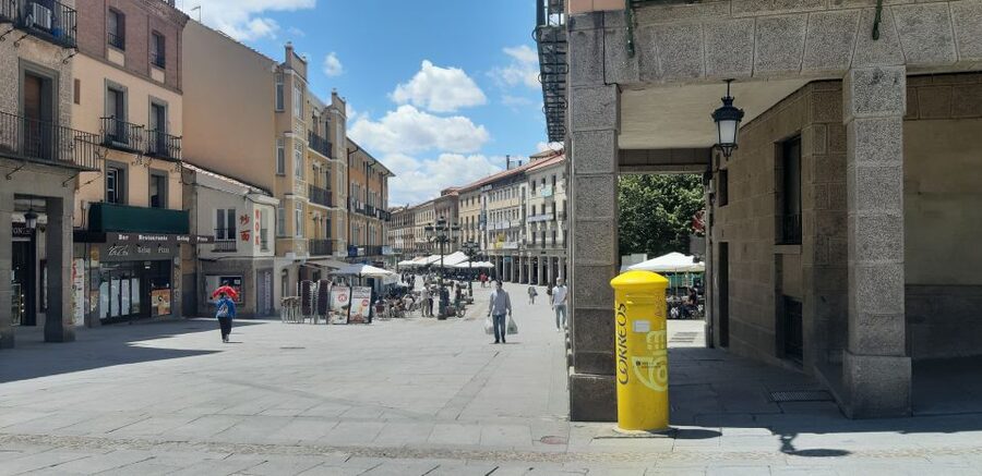 Segovia: Guided Walking Tour with Alcázar Entry - Key points at a glance