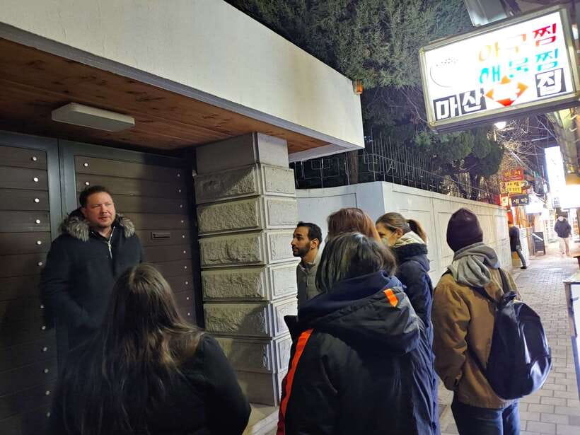 Seoul: Dark Side of the City and Ghost Stories Walking Tour - Bridges, streams, and the city after dark