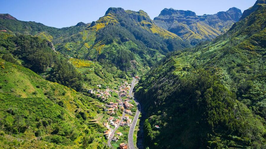 Serra de Água Valley Levada Walk - The views toward Encumeada and the south coast