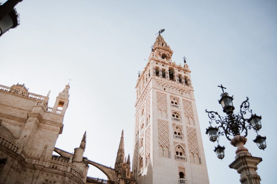 Seville Jewish Quarter walking tour: Santa Cruz District - Key points at a glance