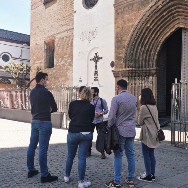 Seville Jewish Quarter walking tour: Santa Cruz District - Hospital de los Venerables and Seville’s Golden Age
