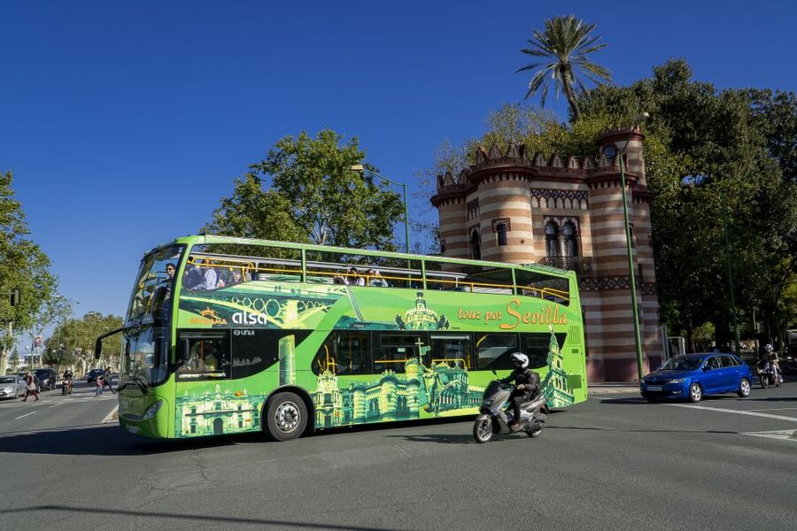 Seville: Panoramic Cruise, Hop-On-Hop-Off Bus & Walking Tour - The 14 stops and how to use them