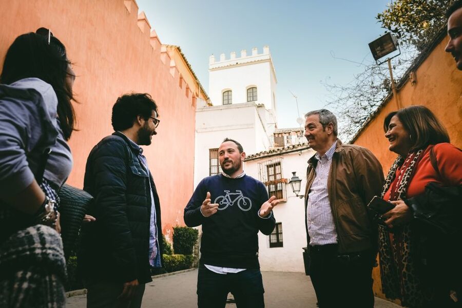 Seville: Small-Group Jewish Quarter Discovery Walking Tour - Meeting beside Plaza del Triunfo