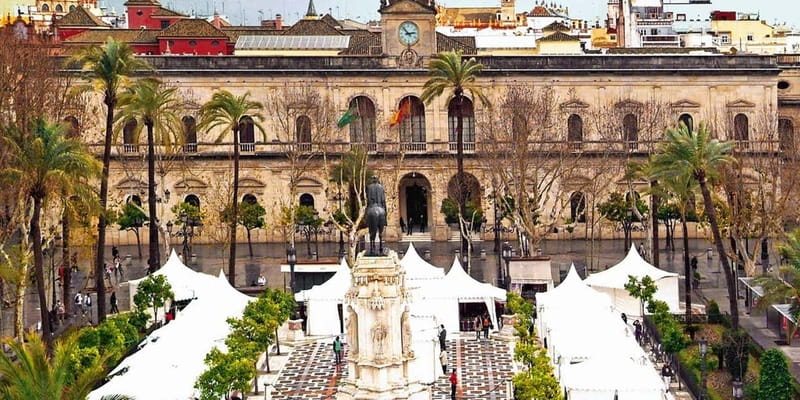 Seville: Sunset Roof Top Walking Tour - From the old center toward the river