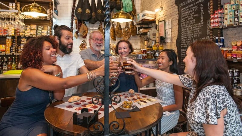 Seville: Tapas Walking Tour with Traditional Flamenco Show - Finishing with modern tapas at Vineria San Telmo