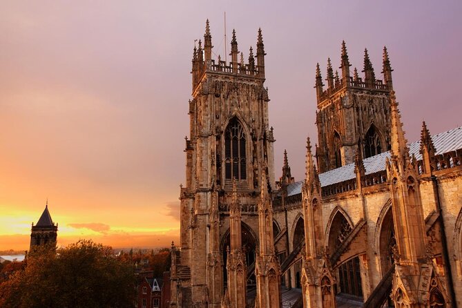 Shadows of York: Ghost Walk and Horrible History. - Key points to know before you book