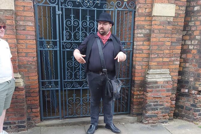 Shadows of York: Ghost Walk and Horrible History. - What the storytelling is really like