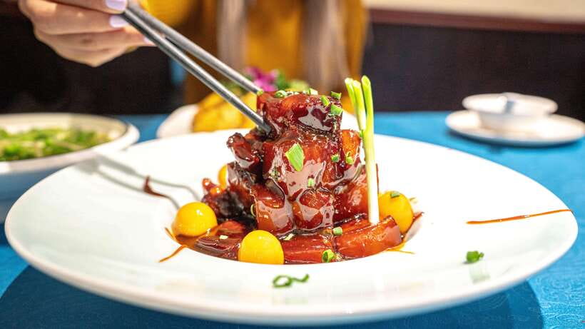Shanghai: Evening Walking Food Tour - Key points to know before booking