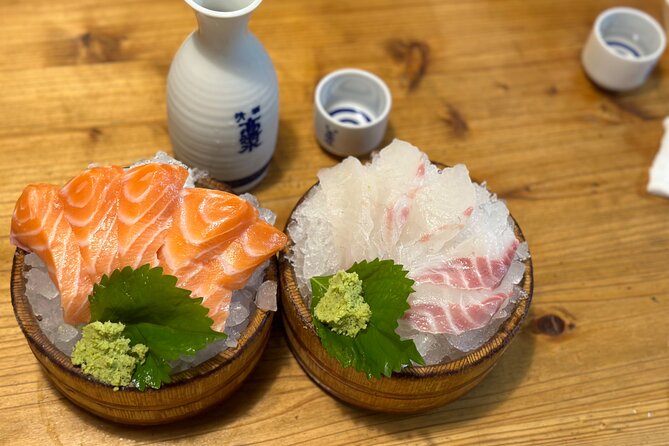 Shinjuku: Food Tour – 15 Dishes at 4 Eateries - Godzilla, photos, and the city after dark