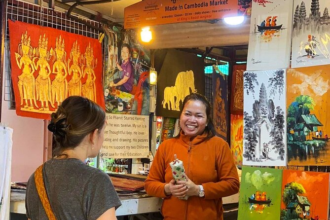 Siem Reap: City Walking Tour - Old Market, fresh food, and practical town advice