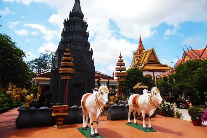 Siem Reap: City Walking Tour - Timing, heat, and the two-hour pace