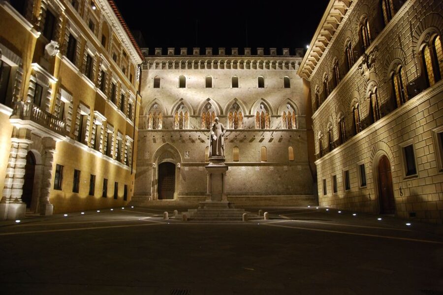 Siena: Walking Tour and Skip-the-Line Duomo Tickets - Starting at Piazza San Domenico with Siena’s local story